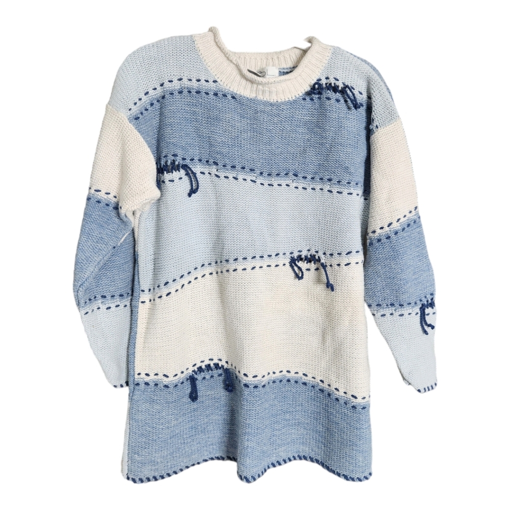 Vintage 90s intentionally distressed sweater size M